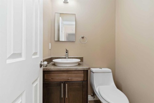 140 Brosseau Crescent, Fort Mcmurray, AB - Indoor Photo Showing Bathroom