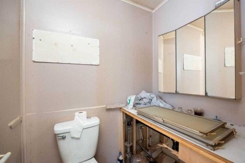 136 Greenbriar Bay, Fort Mcmurray, AB - Indoor Photo Showing Bathroom