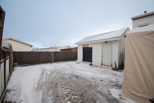 167 Grant Way, Fort Mcmurray, AB - Outdoor With Exterior