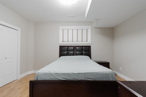 472 Killdeer Way, Fort Mcmurray, AB - Indoor Photo Showing Bedroom