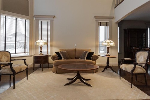 472 Killdeer Way, Fort Mcmurray, AB - Indoor Photo Showing Living Room