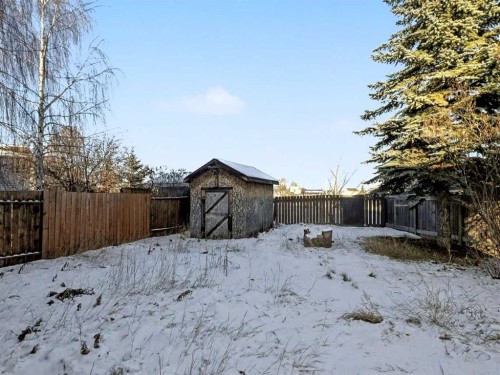 114 Bird Crescent, Fort Mcmurray, AB - Outdoor