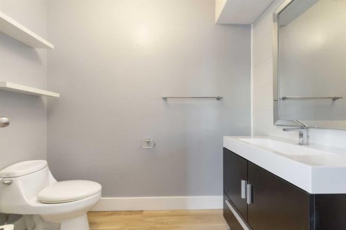 224 Torrie Crescent, Fort Mcmurray, AB - Indoor Photo Showing Bathroom