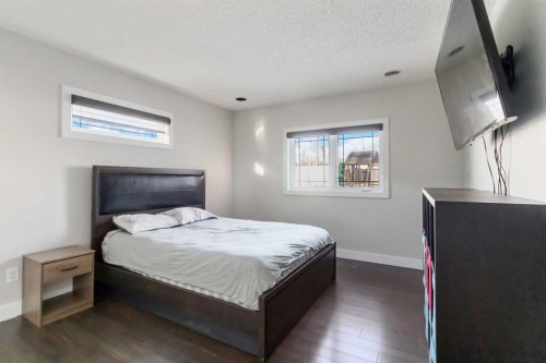 224 Torrie Crescent, Fort Mcmurray, AB - Indoor Photo Showing Bedroom