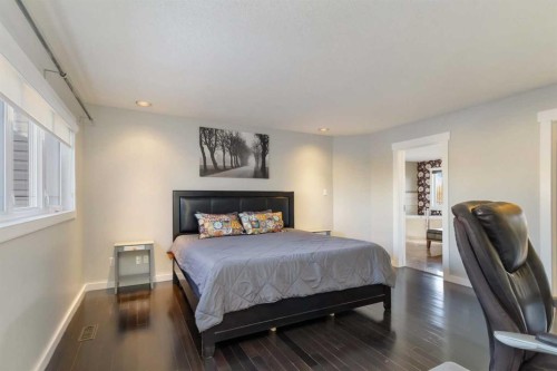 224 Torrie Crescent, Fort Mcmurray, AB - Indoor Photo Showing Bedroom