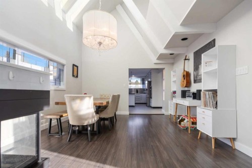 224 Torrie Crescent, Fort Mcmurray, AB - Indoor Photo Showing Dining Room