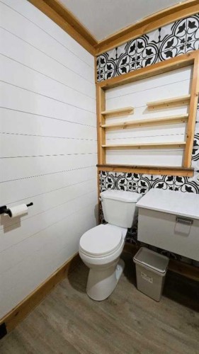 163033 Twp Rd 714, Wandering River, AB - Indoor Photo Showing Bathroom