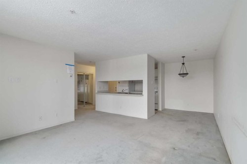 427-200 Richard Street, Fort Mcmurray, AB - Indoor