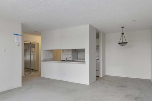 427-200 Richard Street, Fort Mcmurray, AB - Indoor