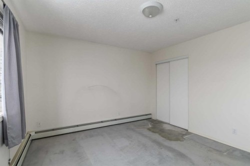 427-200 Richard Street, Fort Mcmurray, AB - Indoor