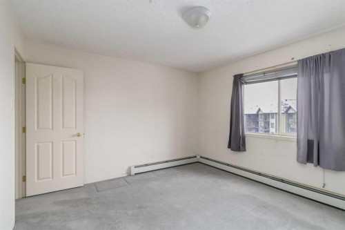 427-200 Richard Street, Fort Mcmurray, AB - Indoor Photo Showing Other Room