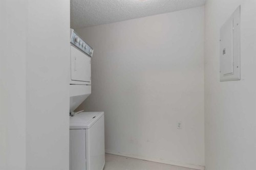 427-200 Richard Street, Fort Mcmurray, AB - Indoor Photo Showing Laundry Room
