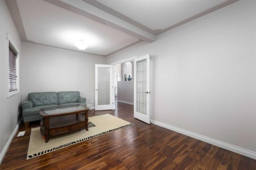 121 Gravelstone Way, Fort Mcmurray, AB - Indoor Photo Showing Other Room