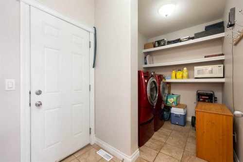 121 Gravelstone Way, Fort Mcmurray, AB - Indoor Photo Showing Other Room