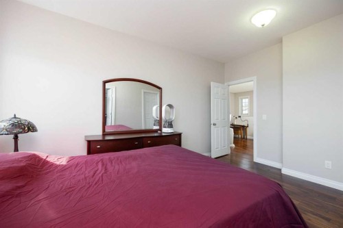 121 Gravelstone Way, Fort Mcmurray, AB - Indoor Photo Showing Bedroom