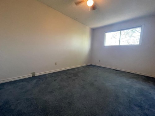 195 Eymundson Road, Fort Mcmurray, AB - Indoor Photo Showing Other Room