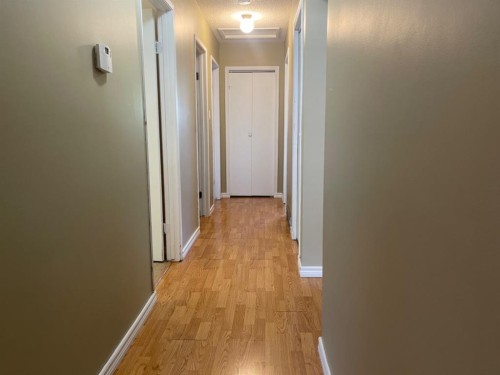 195 Eymundson Road, Fort Mcmurray, AB - Indoor Photo Showing Other Room