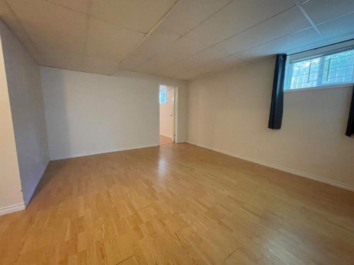 195 Eymundson Road, Fort Mcmurray, AB - Indoor Photo Showing Other Room