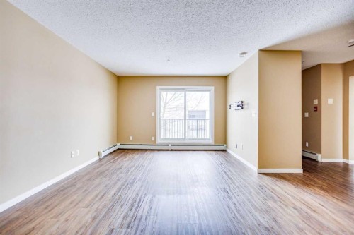 217-201 Abasand Drive, Fort Mcmurray, AB - Indoor Photo Showing Other Room