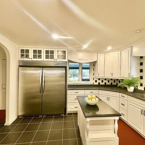 13164 Lakeland Drive, Lac La Biche, AB - Indoor Photo Showing Kitchen