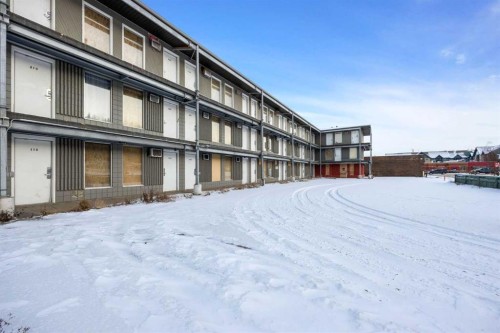 9906 Saunderson Avenue, Fort Mcmurray, AB 