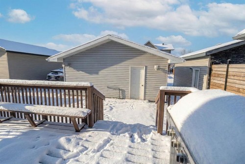 207 Loutit Road, Fort Mcmurray, AB - Outdoor With Deck Patio Veranda