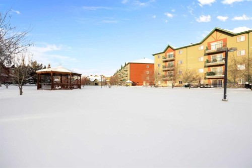 5107-200 Lougheed Drive, Fort Mcmurray, AB - Outdoor With Balcony