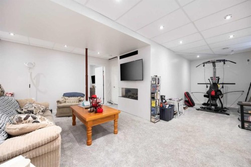 314 Pacific Crescent, Fort Mcmurray, AB - Indoor