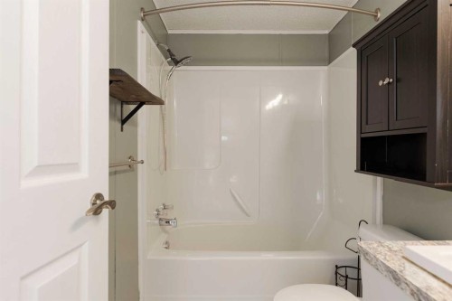 132 Grey Owl Place, Fort Mcmurray, AB - Indoor Photo Showing Bathroom