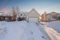 225 Bacon Place  Fort Mcmurray, AB T9K 1Z8