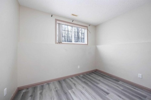153 Leitner Gate, Fort Mcmurray, AB - Indoor Photo Showing Other Room