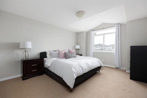 193 Sandstone Lane, Fort Mcmurray, AB - Indoor Photo Showing Bedroom
