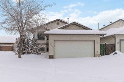 213 Diefenbaker Drive  Fort Mcmurray, AB T9K 2J9