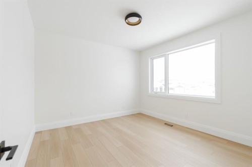268 Beaverglen Close, Fort Mcmurray, AB - Indoor Photo Showing Other Room