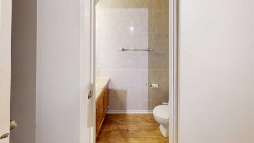 195 Becker Crescent, Fort Mcmurray, AB - Indoor Photo Showing Bathroom