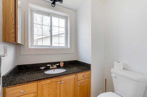 158 Father Mercredi Street, Fort Mcmurray, AB - Indoor Photo Showing Bathroom