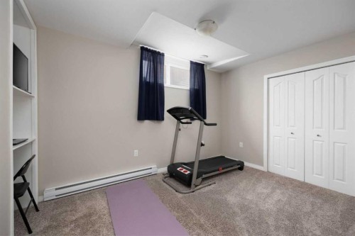 225 Hawthorn Way, Fort Mcmurray, AB - Indoor