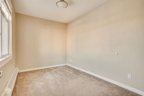 206-108 Denholm Street, Fort Mcmurray, AB - Indoor Photo Showing Other Room