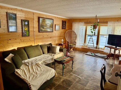 7 Deer Meadows, Lac La Biche, AB 