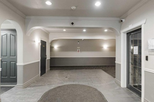 337-200 Richard Street, Fort Mcmurray, AB - Indoor Photo Showing Other Room