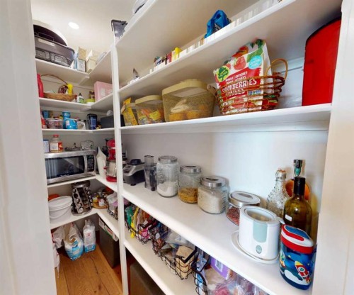 66580 Twp Rd 162, Plamondon, AB - Indoor With Storage