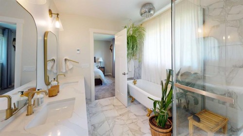 66580 Twp Rd 162, Plamondon, AB - Indoor Photo Showing Bathroom