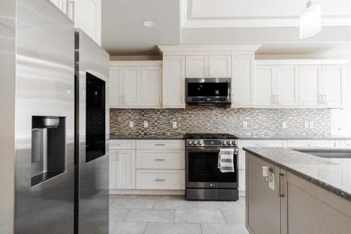 178 Prospect Drive, Fort Mcmurray, AB - Indoor Photo Showing Kitchen With Upgraded Kitchen