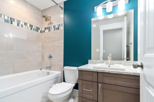 178 Prospect Drive, Fort Mcmurray, AB - Indoor Photo Showing Bathroom