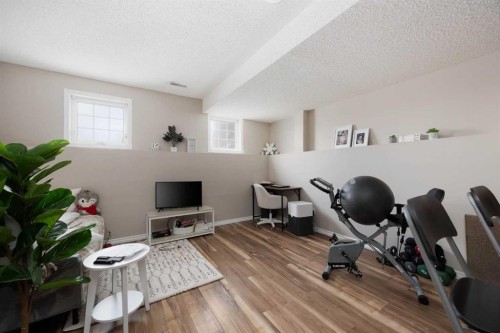 145 Laurier Road, Fort Mcmurray, AB - Indoor