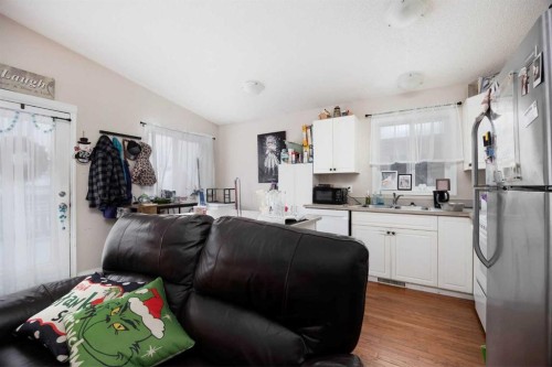 145 Laurier Road, Fort Mcmurray, AB - Indoor Photo Showing Laundry Room