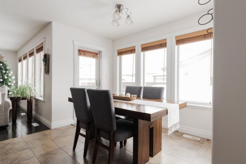 149 Magpie Street, Fort Mcmurray, AB - Indoor Photo Showing Dining Room