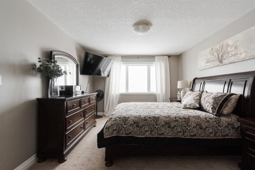 149 Magpie Street, Fort Mcmurray, AB - Indoor Photo Showing Bedroom
