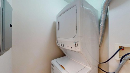 304-290 Plamondon Drive, Fort Mcmurray, AB - Indoor Photo Showing Laundry Room