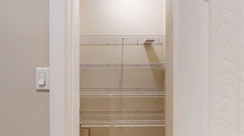 304-290 Plamondon Drive, Fort Mcmurray, AB - Indoor With Storage